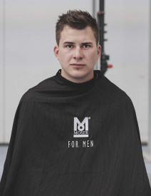 Изображение Парикмахерский пеньюар Moser Pinstripe Cape For Men 0092-0145 чёрный в интернет-магазине ВОЛГТЕК